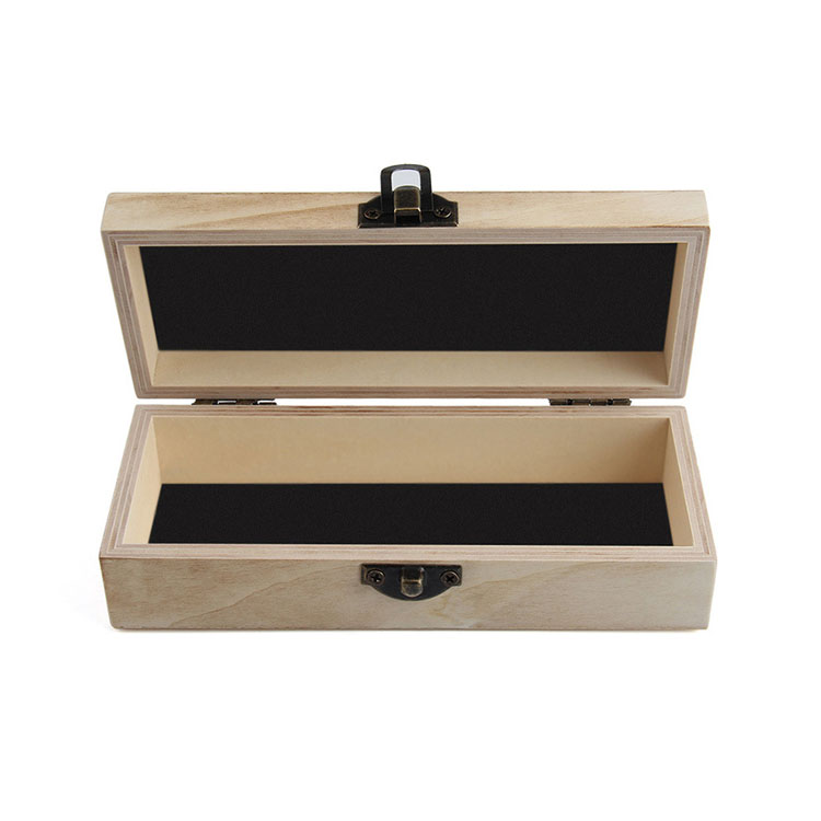 Деревянный подарок, сжатый со стеклянной крышкой