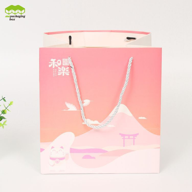 Бумажный пакет с низким минимальным объемом заказа разного размера