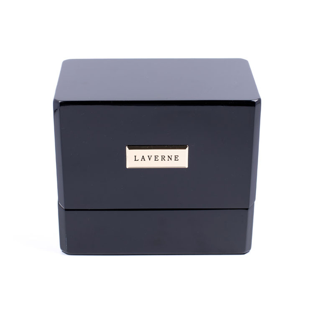 Двойная бутылка кубика формы длинный логотип черный фортепиано краска эфирного масла Парфюмная упаковочная коробка